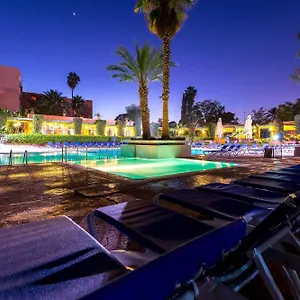 زيارة الفندق